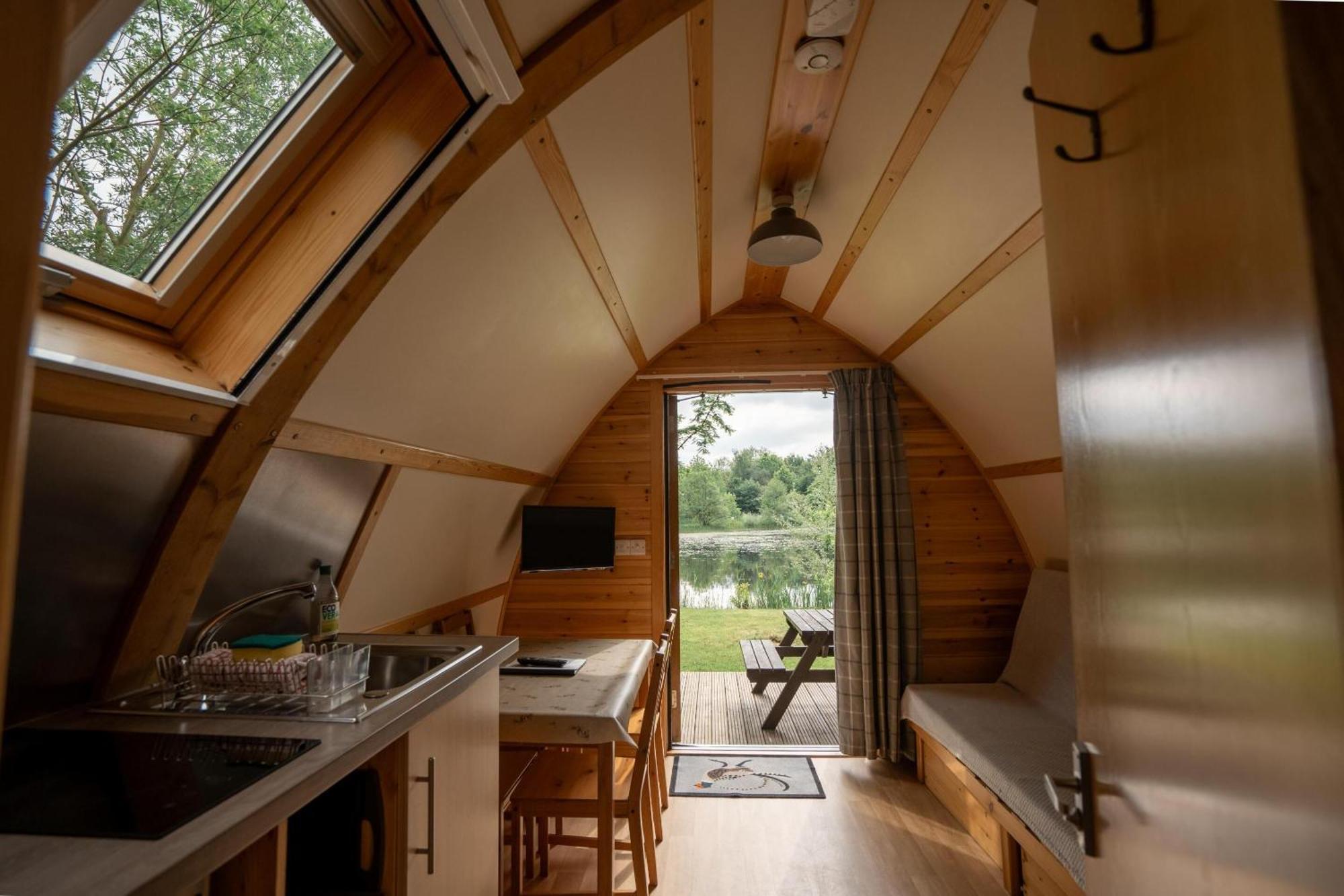 Ball Hall Farm By Wigwam Holidays East Cottingwith Bilik gambar
